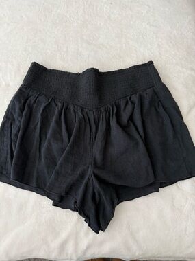 Aerie Flowy Black Pull-on Shorts Size XL E27